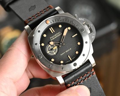 Panerai Submersible 47MM 2555 Movement Luminous Coating Leather/Rubber/Fabric Bracelet Watch